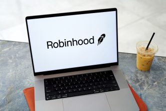 Robinhood (HOOD) to Buy Crypto Exchange Bitstamp in Global Expansion