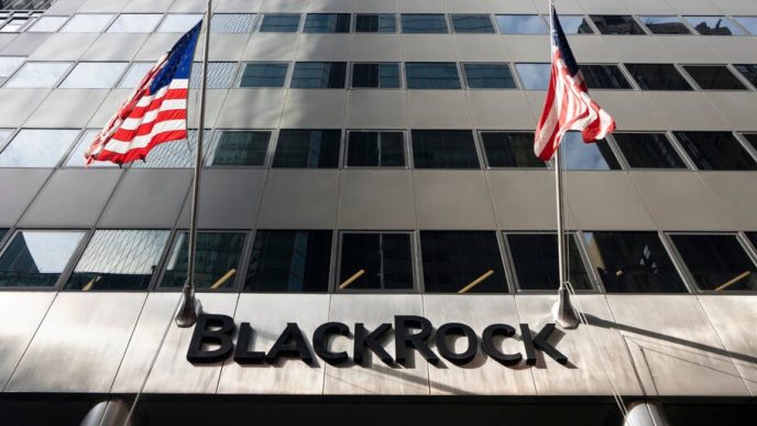 BlackRock's Bitcoin ETF Marks First Loss Since May—Cause for Concern?