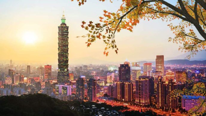 Taiwan Regulator Approves Foreign Crypto ETFs for Professional Investors