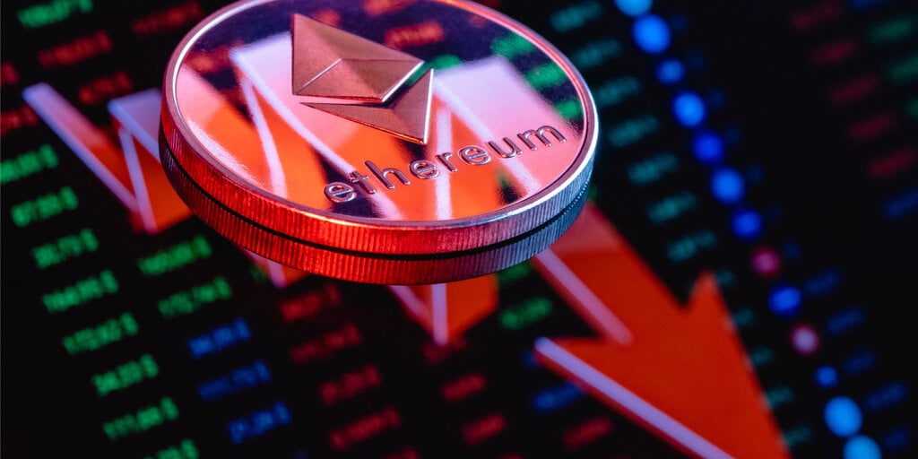 Ethereum Plunges to 2024 Low and Bitcoin Sinks as Liquidations Hit $272 Million