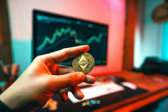 Ethereum Gains On Bitcoin Following Fed Rate Cut: Altseason Soon?