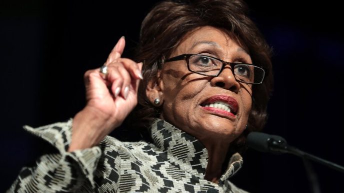 Democrat Maxine Waters Calls Out Trump Crypto Project in House DeFi Hearing