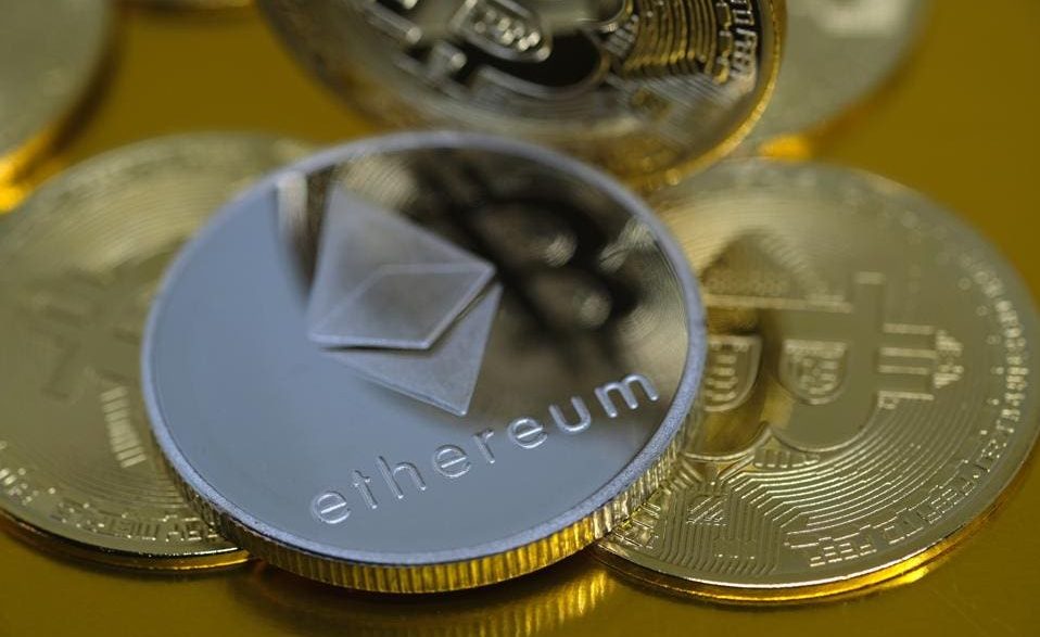 Analyst Spots New Critical Ethereum Price Levels With Options Expiry Over