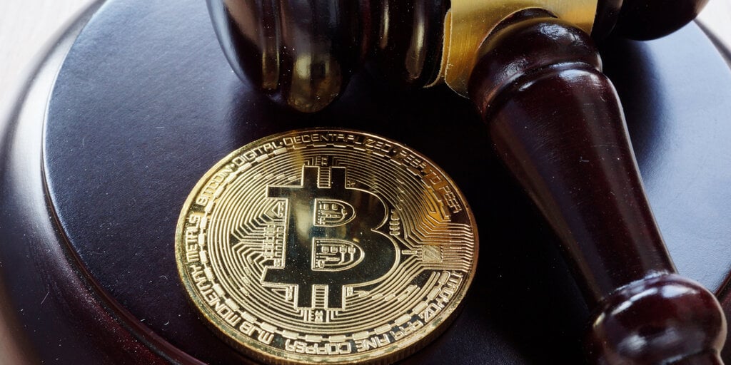 Bitcoin Miner Sues Judge and Prosecutor, Claiming It's Been Targeted by Noise Laws