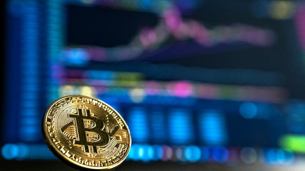 Bitcoin Needs Daily Close Above $76,000 To Confirm True Breakout: Analyst