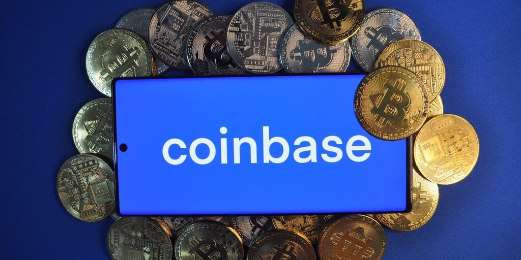 Coinbase Will Delist Non-Compliant Stablecoins in Europe as MiCA Deadline Looms