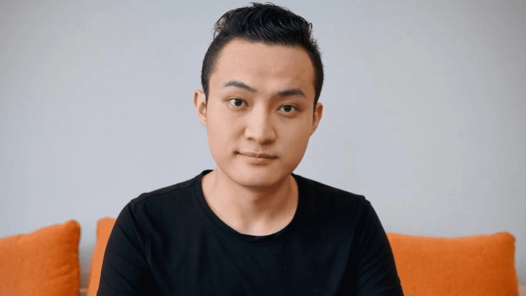 Tron's Justin Sun Wins $6.2M Banana Auction, Reminds Us That Art Is Subjective (and Edible)