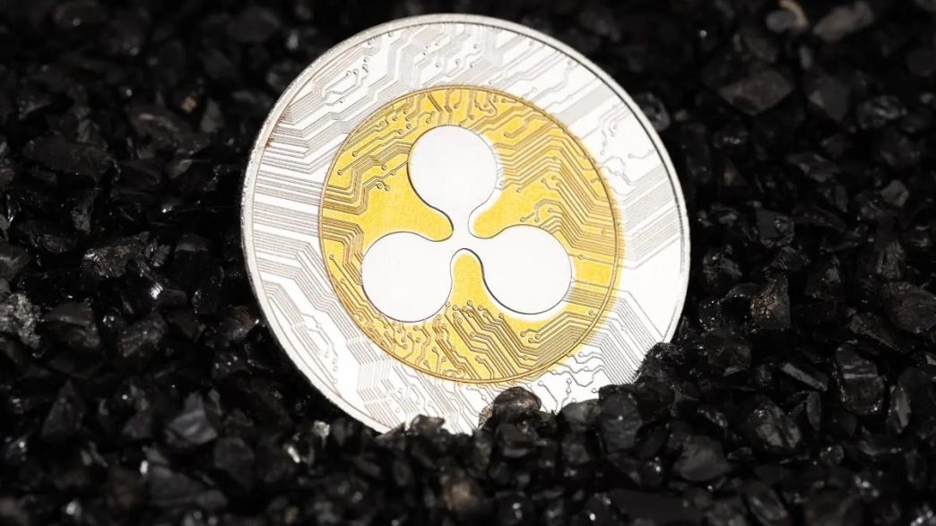 XRP Below $1? Not Happening, Claims Millionaire Analyst