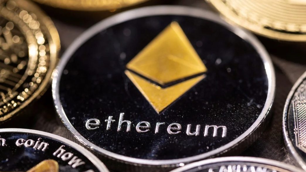 Ethereum Sees $1 Billion Exchange Outflow Alongside Bitcoin