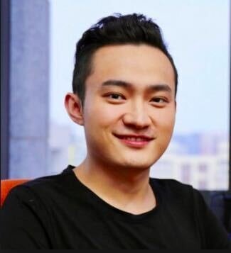 Inflation? Justin Sun Eats Banana He Bought for $6.2 Million