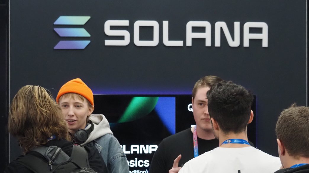 A Solana booth at ethDenver (Danny Nelson)