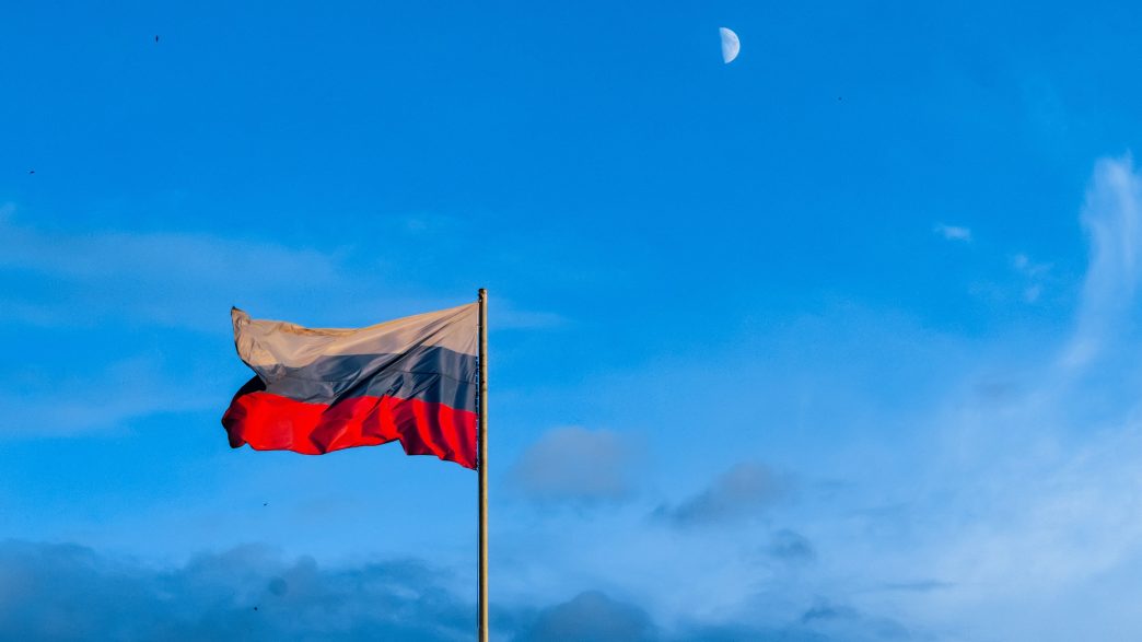 Russian flag (Egor Filin/ Unsplash)