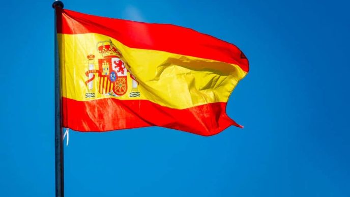 Reveals Spanish Bank Allocates 2% to Aptos Staking ETP: Bitwise